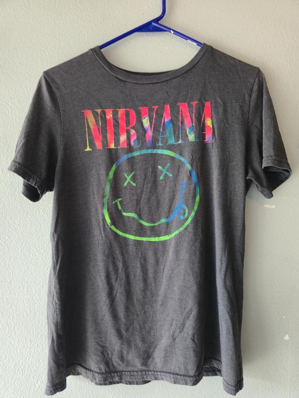 Nirvana SMILEY FACE BLACK RAINBOW Graphic Logo T-Shirt MENS Size Medium